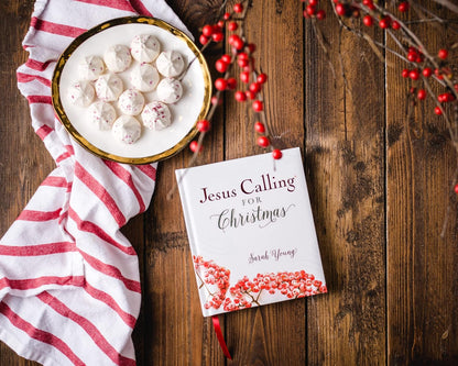 Jesus Calling for Christmas, Padded Hardcover, with Full Scriptures: Seasonal Devotions for Christmas (A 50-Day Devotional) Hardcover – September 25, 2018